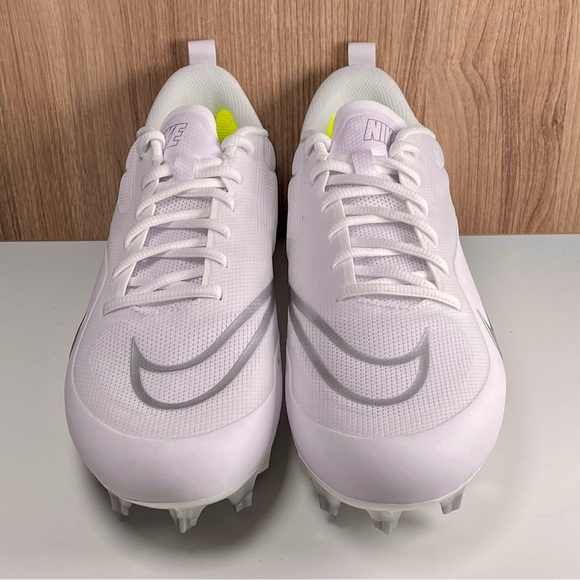 Nike Men Alpha Huarache 8 Pro CW4439-100 White Metallic Silver Size 11 - Picture 2 of 9